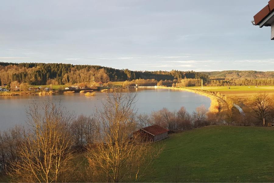 Stille X Weite - Hochwertige Wohnung Mit See-Panorama Kronburg Exterior foto